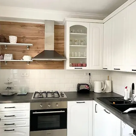 Utulny Blizko Centra Apartment